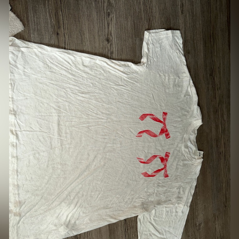 Aerie’s ivory/cream Short-Sleeve Crewneck Tee